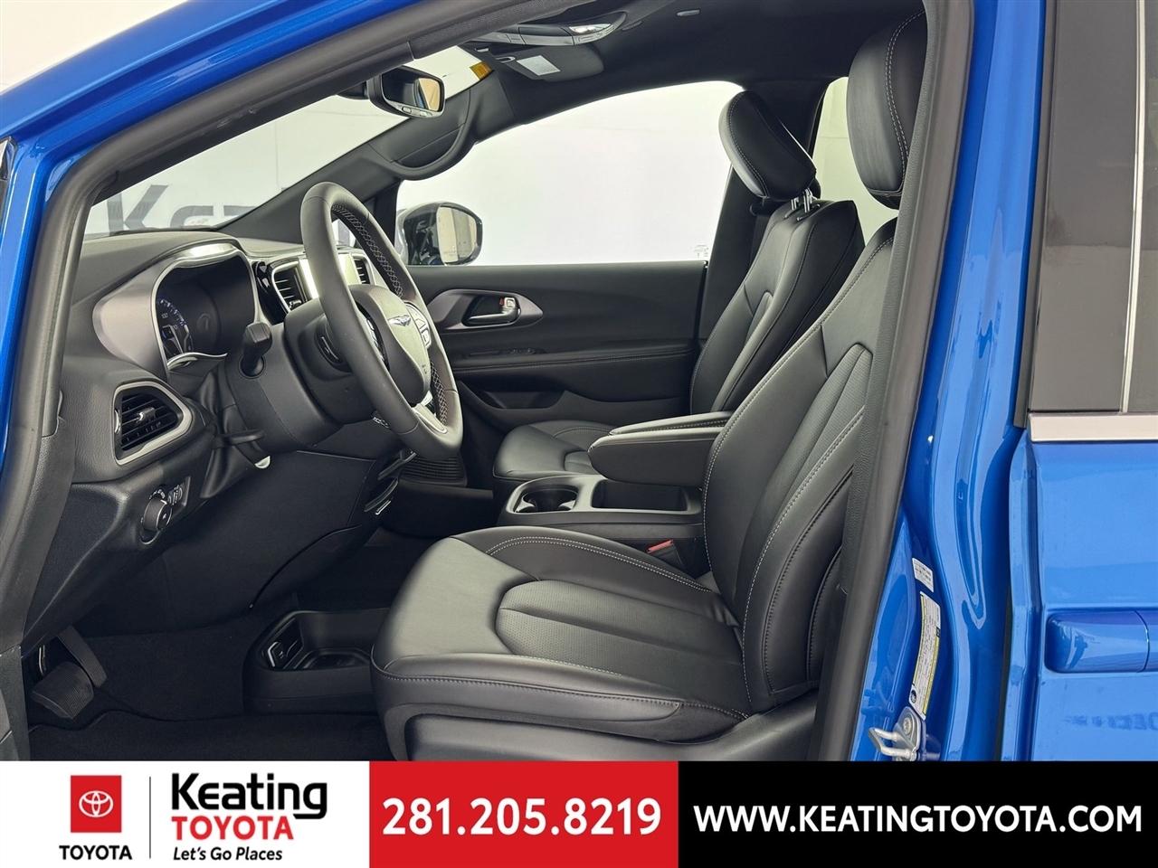 Chrysler Pacifica  2026