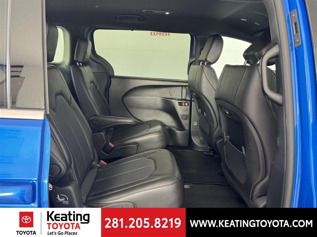 Chrysler Pacifica  2026