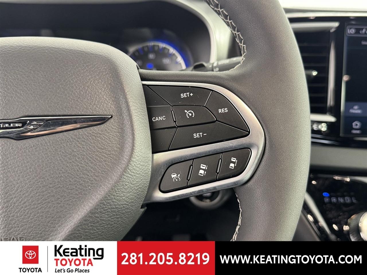 Chrysler Pacifica  2026