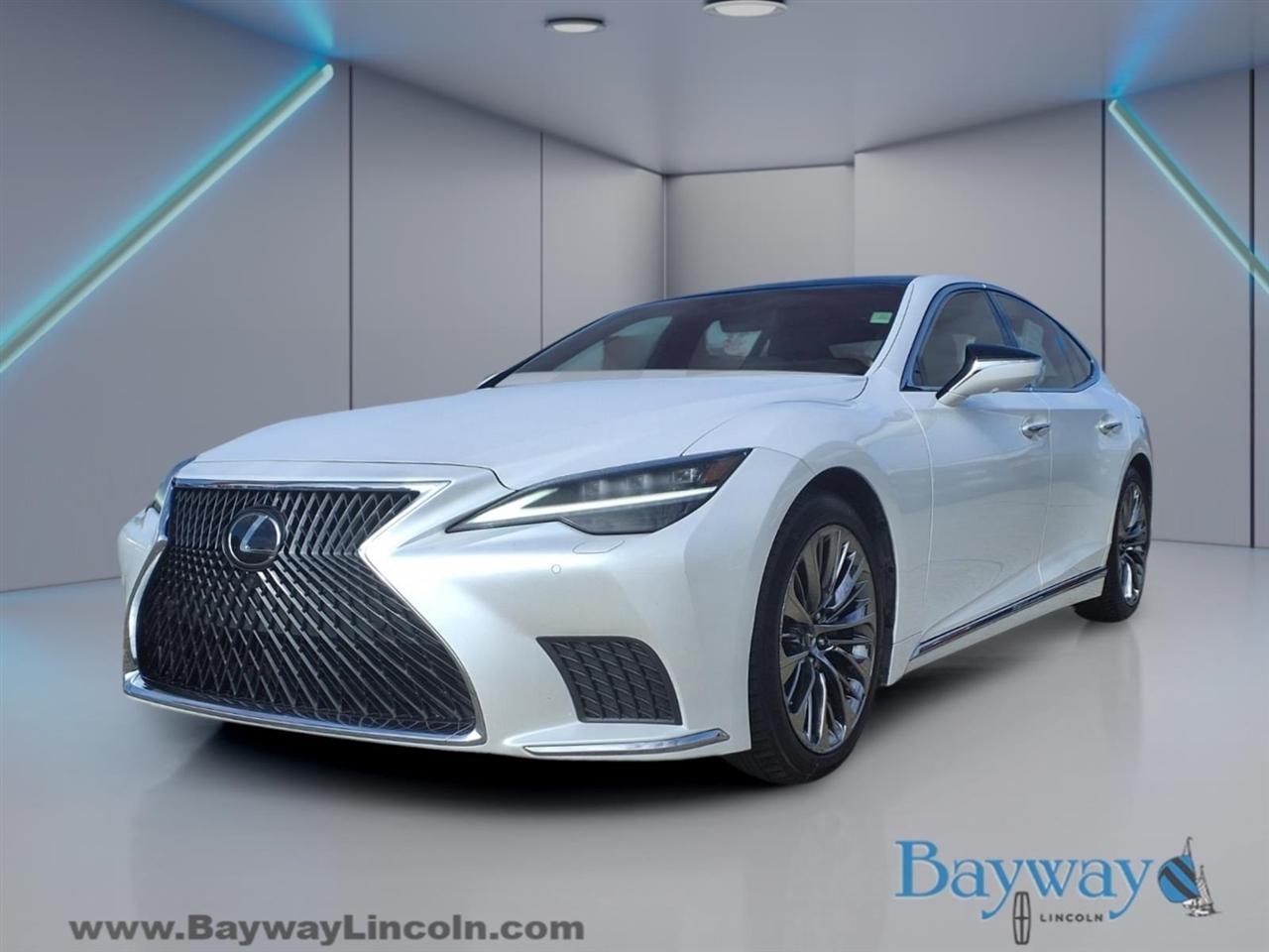 Lexus LS 500 Base 2022