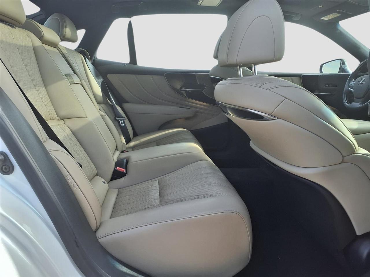 Lexus LS 500 Base 2022