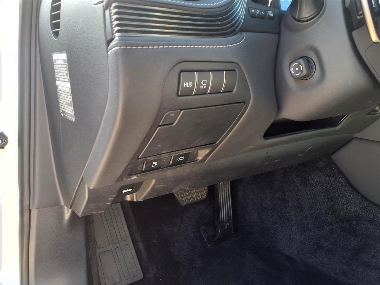 Lexus LS 500 Base 2022