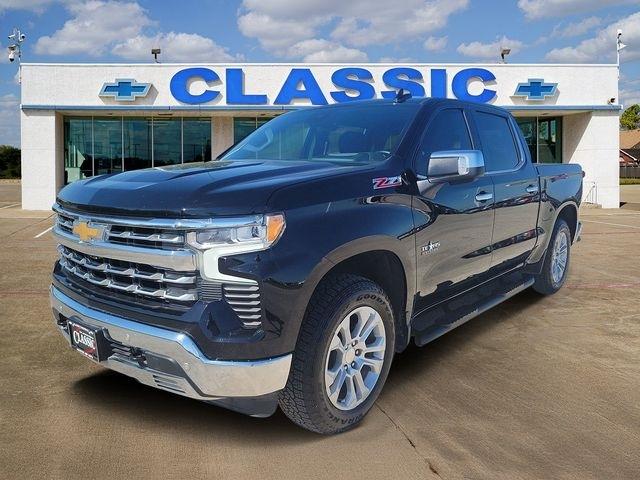 Chevrolet Silverado 1500 LTZ Crew Cab 4WD 2022