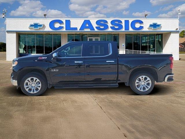 Chevrolet Silverado 1500 LTZ Crew Cab 4WD 2022