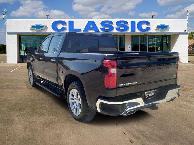 Chevrolet Silverado 1500 LTZ Crew Cab 4WD 2022