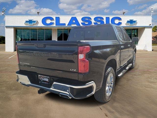 Chevrolet Silverado 1500 LTZ Crew Cab 4WD 2022