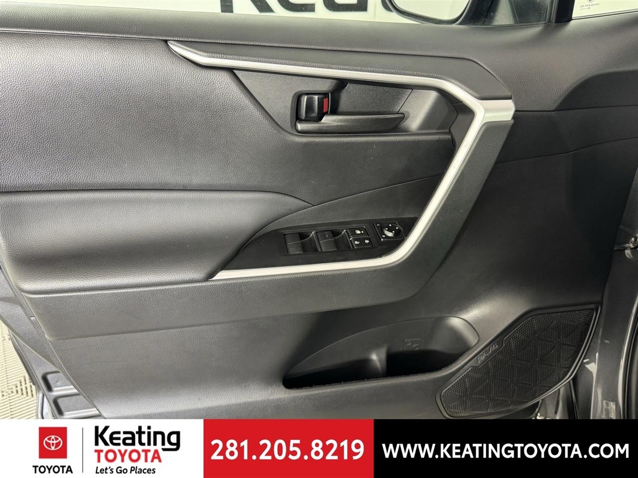 Toyota RAV4 LE AWD 2023