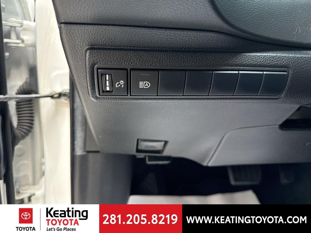 Toyota Corolla SE Hatchback 2020