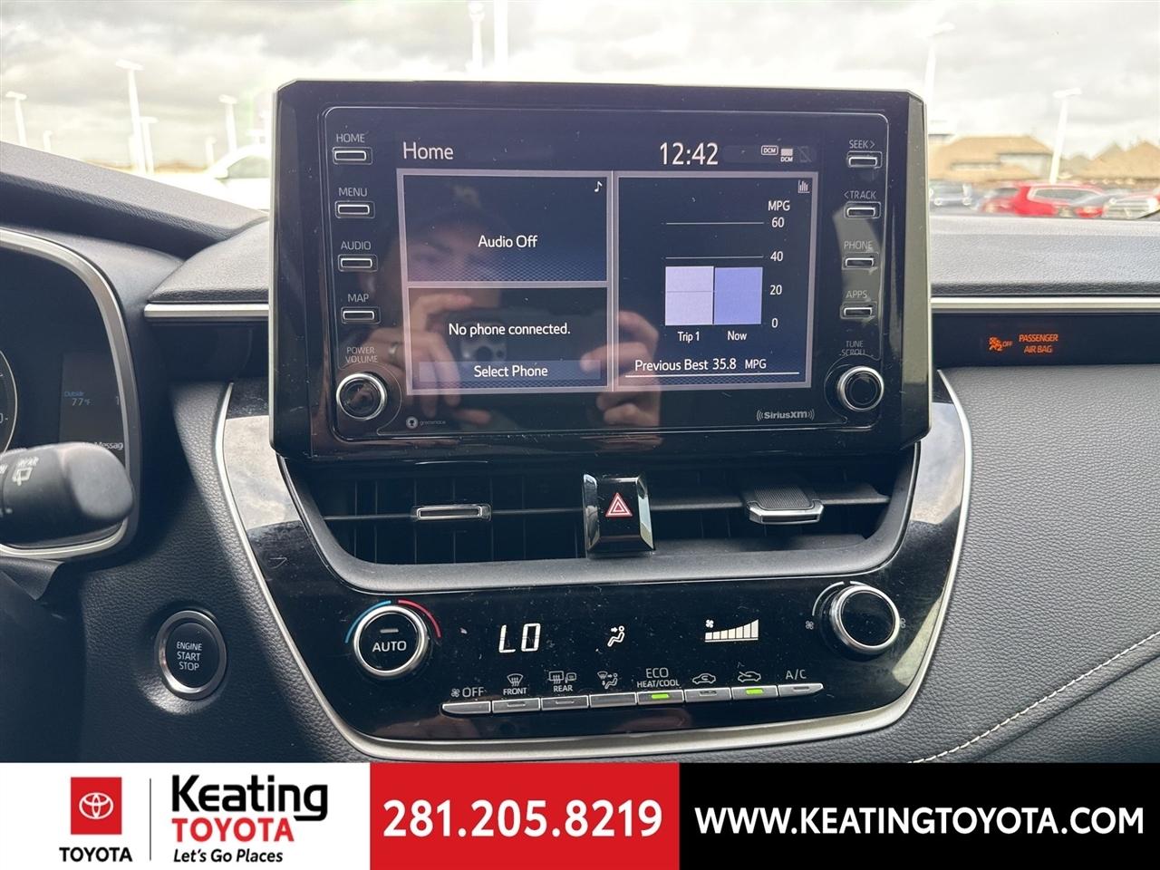 Toyota Corolla SE Hatchback 2020