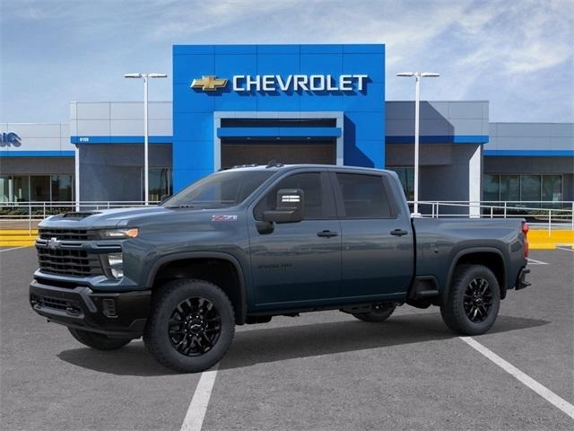 Chevrolet Silverado 2500HD Custom Crew Cab Long Box 4WD 2026