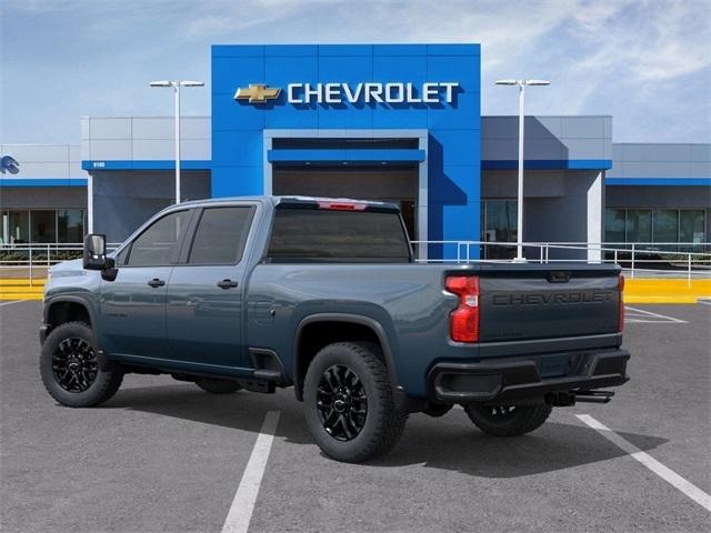 Chevrolet Silverado 2500HD Custom Crew Cab Long Box 4WD 2026