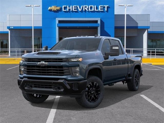 Chevrolet Silverado 2500HD Custom Crew Cab Long Box 4WD 2026
