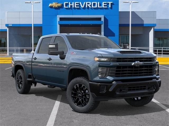 Chevrolet Silverado 2500HD Custom Crew Cab Long Box 4WD 2026