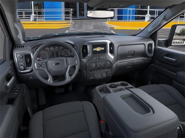 Chevrolet Silverado 2500HD Custom Crew Cab Long Box 4WD 2026