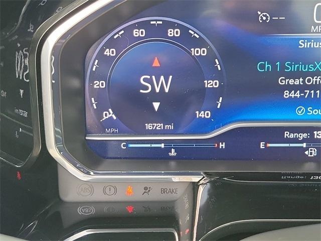 Chevrolet Silverado 1500 LT-L Crew Cab 4WD 2023