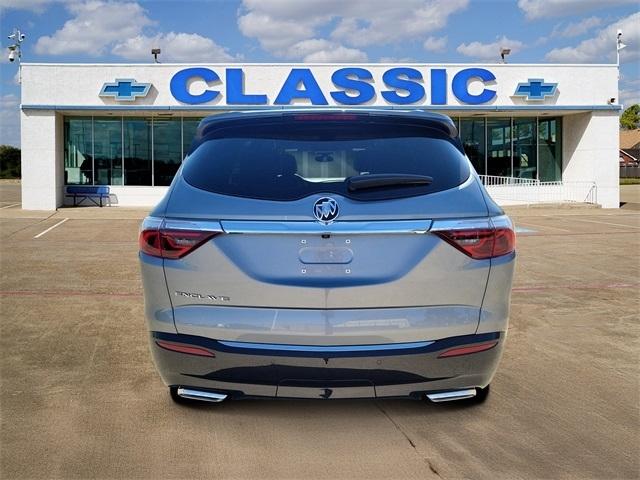 Buick Enclave Essence FWD 2023