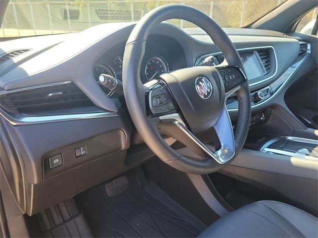 Buick Enclave Essence FWD 2023