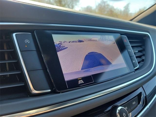 Buick Enclave Essence FWD 2023