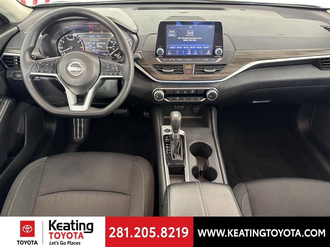 Nissan Altima 2.5 SV 2025