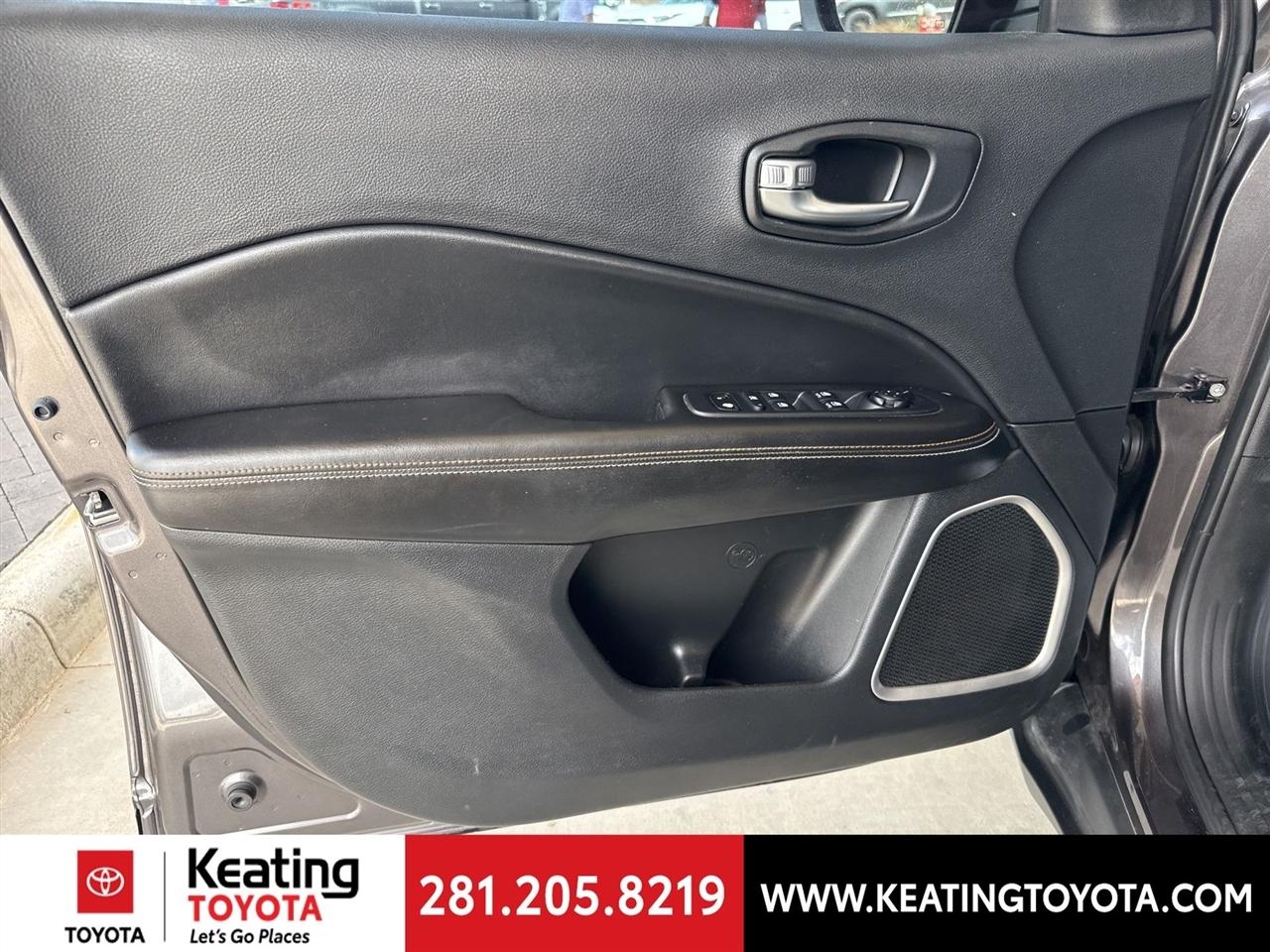 Jeep Compass Latitude FWD 2021