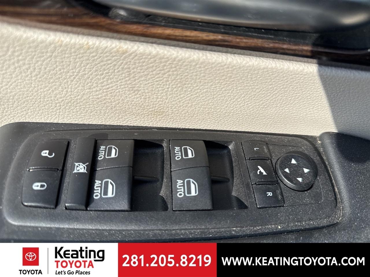 Chrysler Pacifica Hybrid Limited 2023