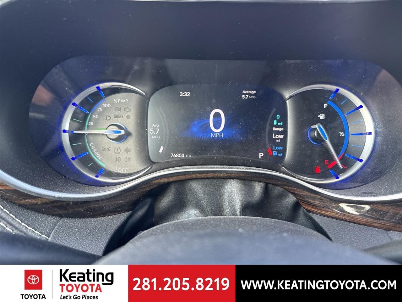 Chrysler Pacifica Hybrid Limited 2023