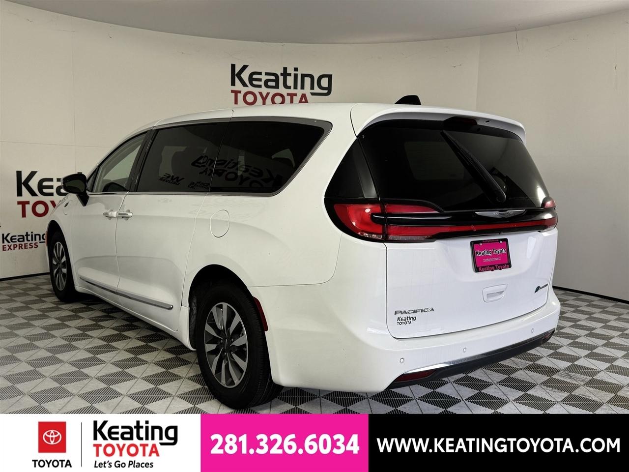 Chrysler Pacifica Hybrid Limited 2023
