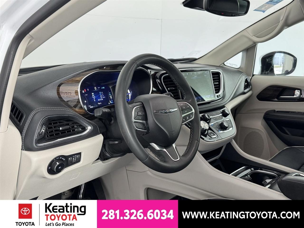 Chrysler Pacifica Hybrid Limited 2023
