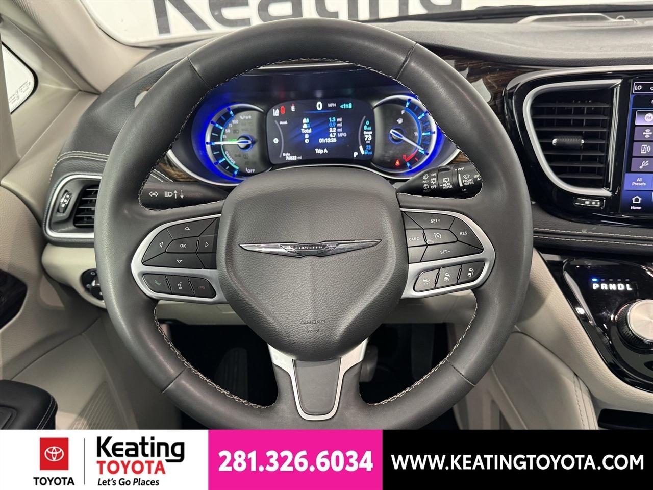 Chrysler Pacifica Hybrid Limited 2023