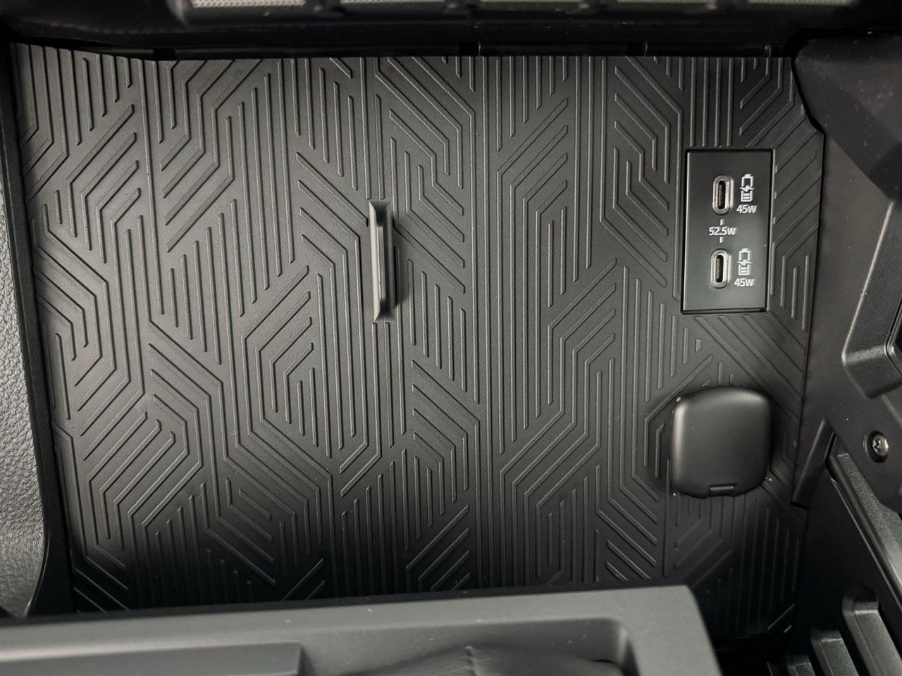 Toyota Tacoma SR Double Cab 2WD 2026