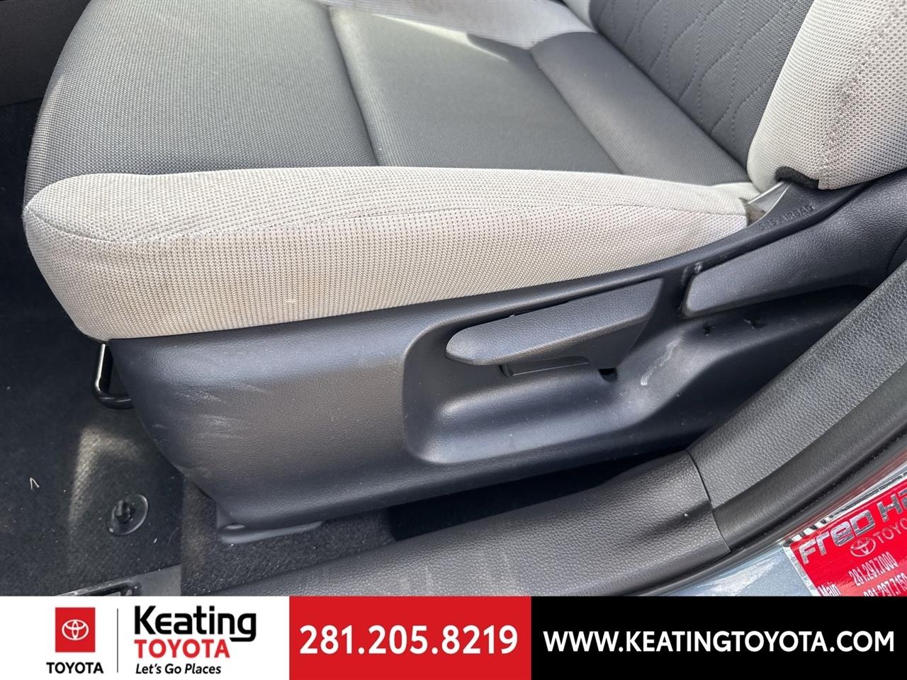 Toyota Corolla LE 2024