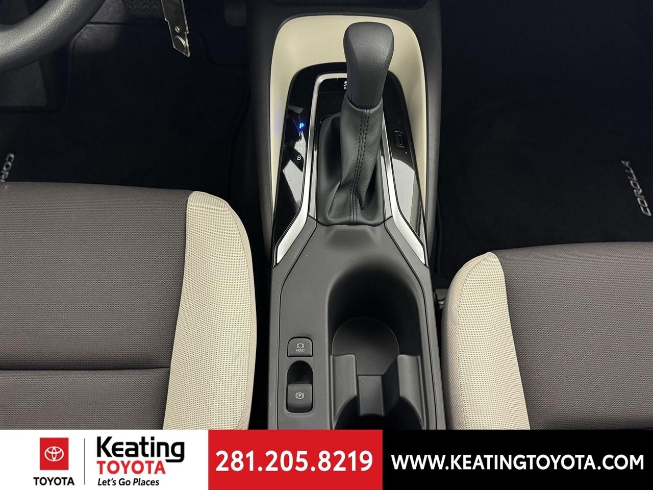 Toyota Corolla LE 2026