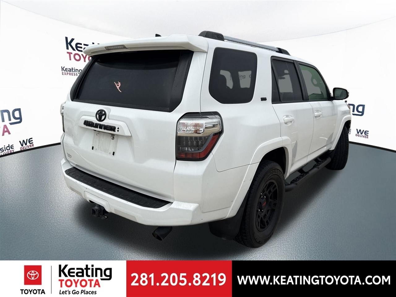 Toyota 4Runner SR5 2WD 2020