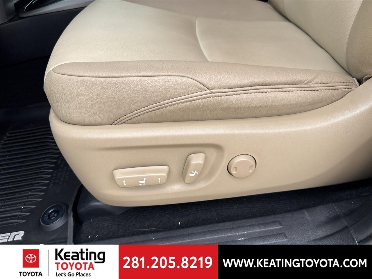 Toyota 4Runner SR5 2WD 2020