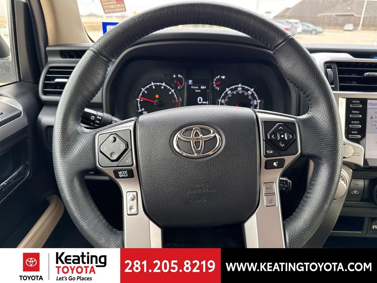 Toyota 4Runner SR5 2WD 2020