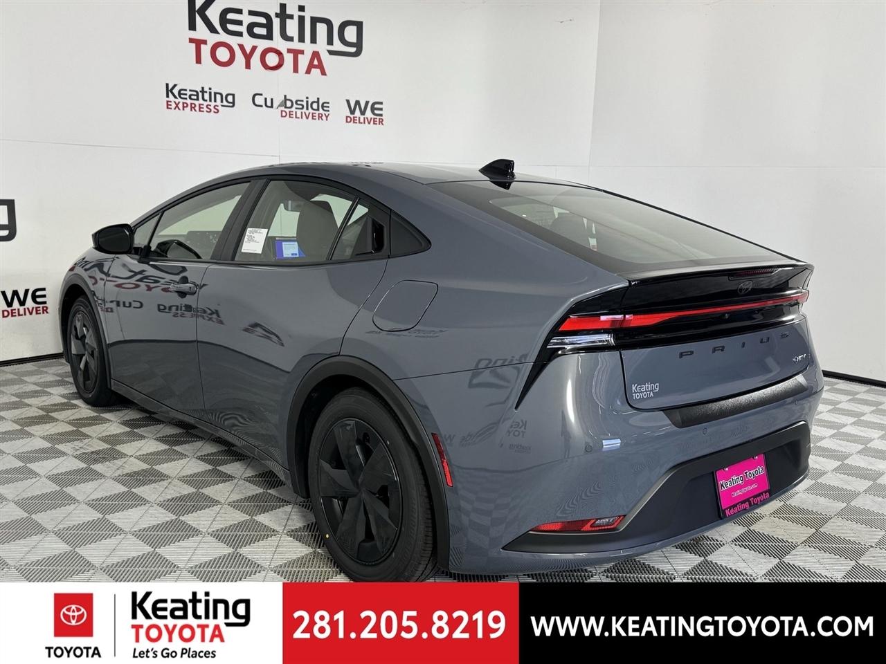 Toyota Prius LE 2026