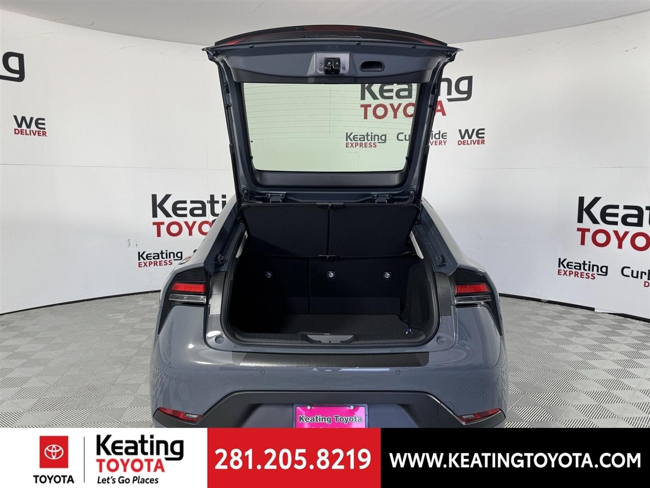 Toyota Prius LE 2026