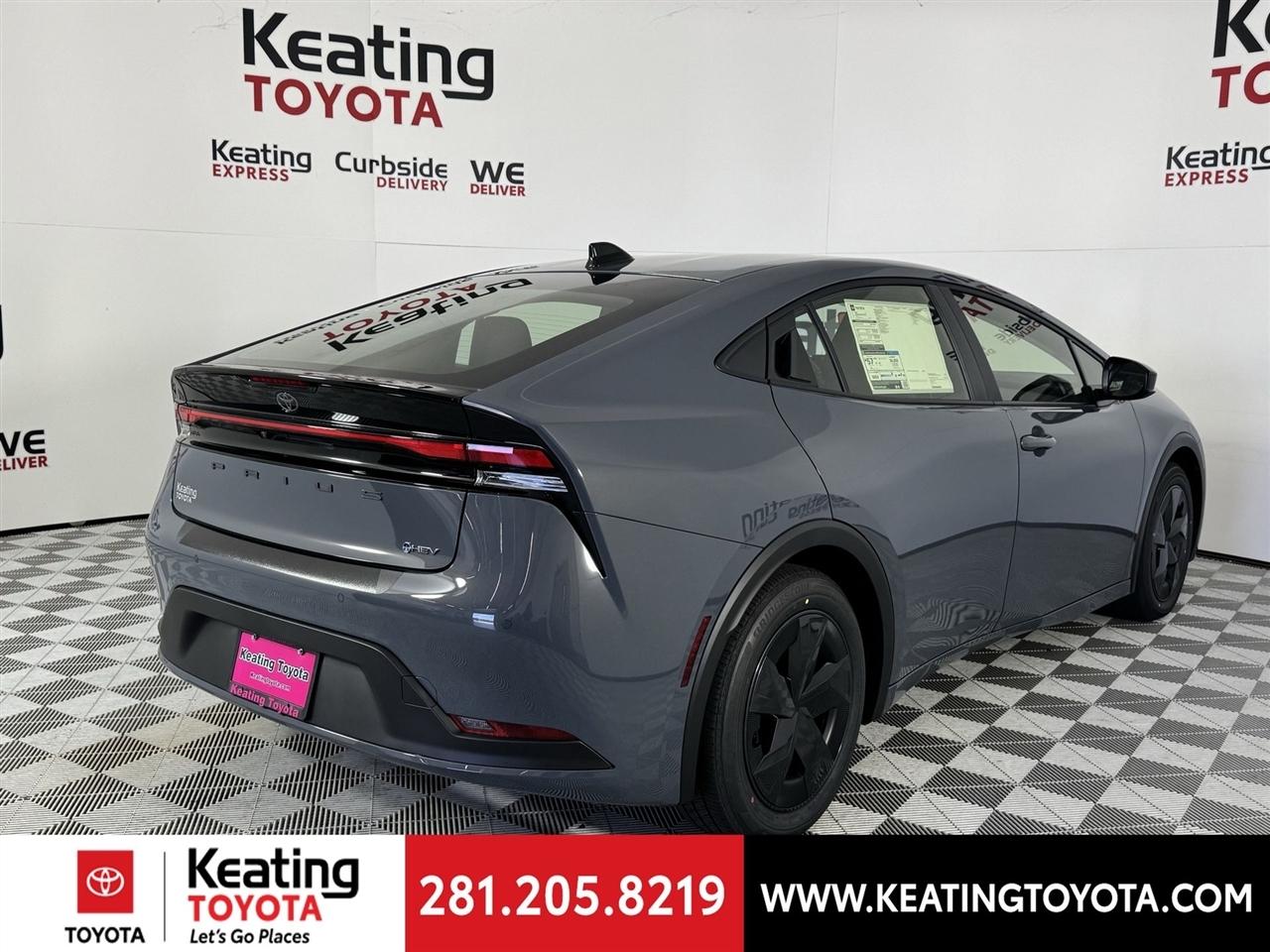 Toyota Prius LE 2026