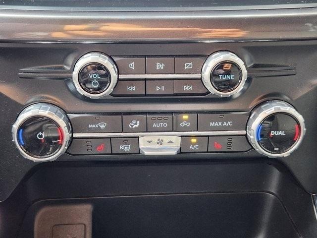 Ford F-150 XLT SuperCrew 5.5-ft. Bed 4WD 2023