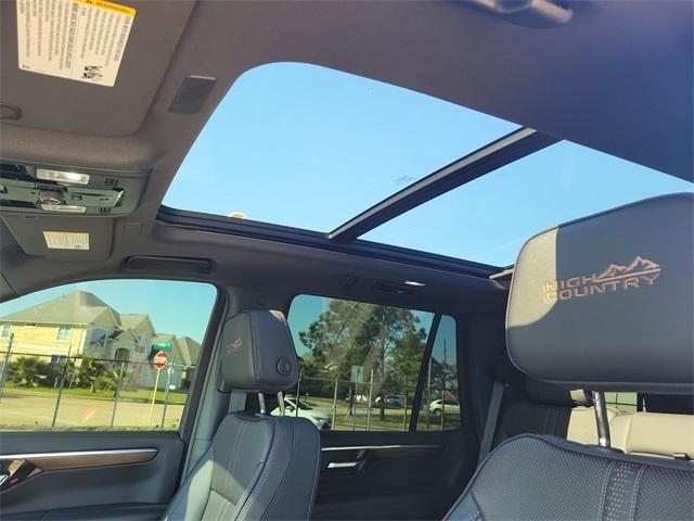 Chevrolet Tahoe High Country 4WD 2026