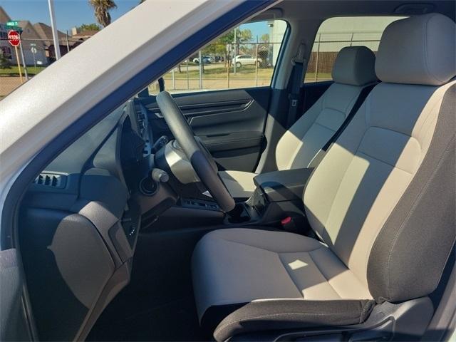 Honda CR-V LX 2WD 2025