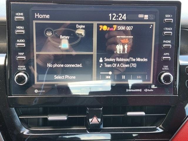 Toyota Camry Hybrid  2024