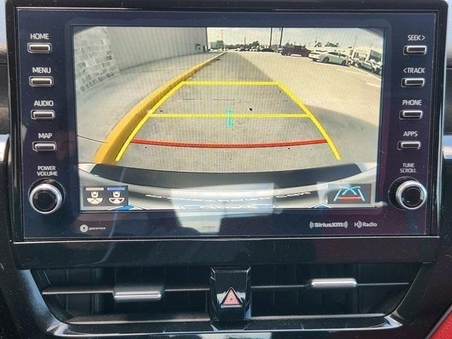 Toyota Camry Hybrid  2024