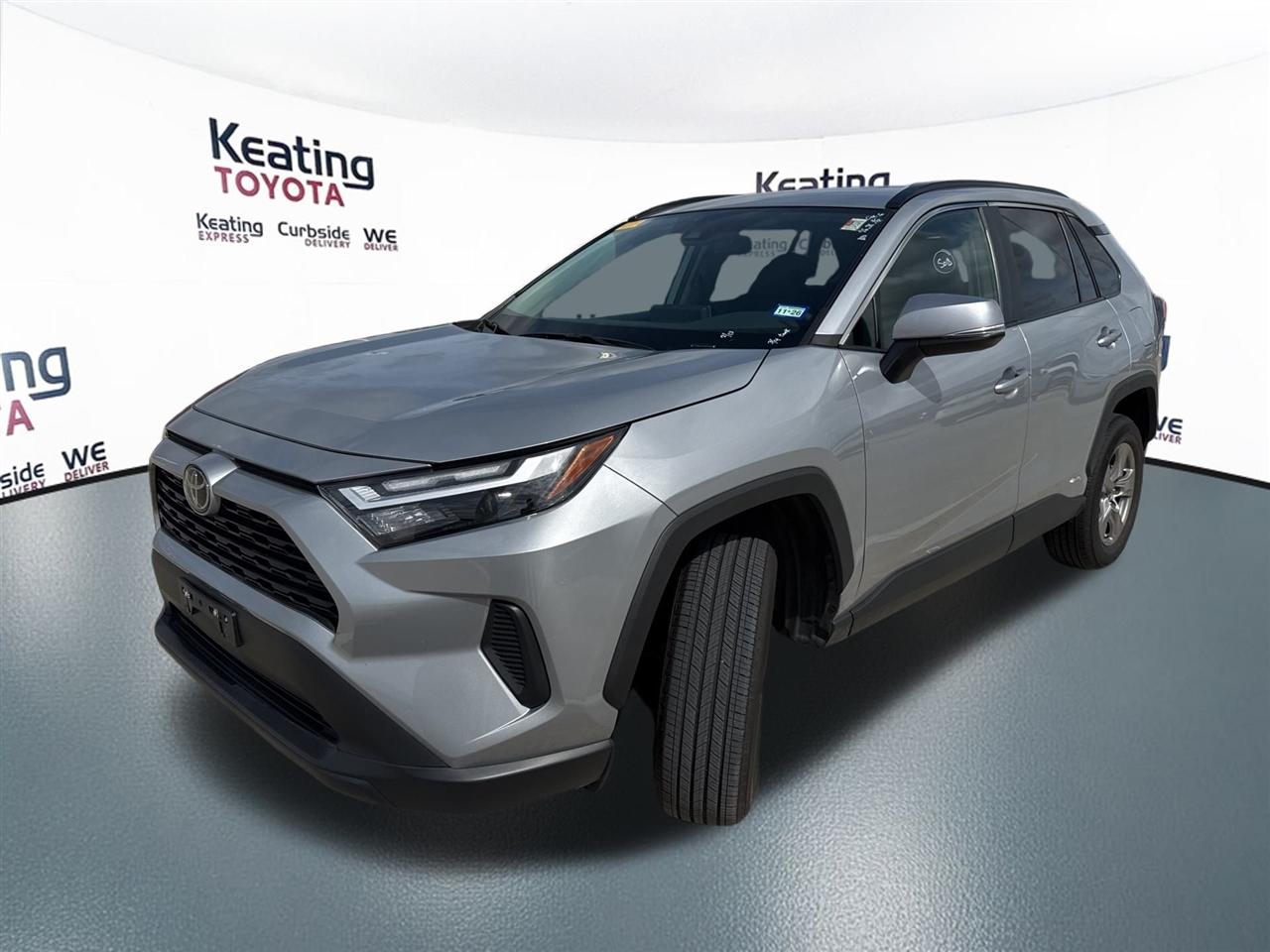 Toyota RAV4 Hybrid XLE 2025