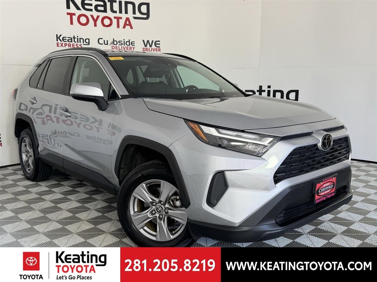Toyota RAV4 Hybrid XLE 2025