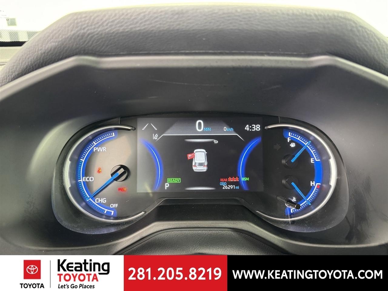 Toyota RAV4 Hybrid XLE 2025