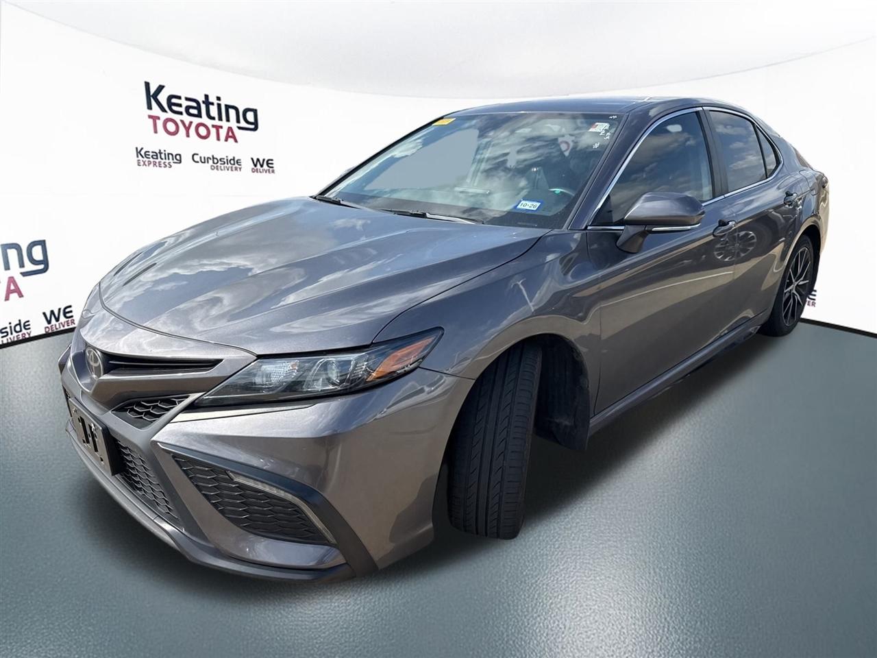 Toyota Camry SE 2024