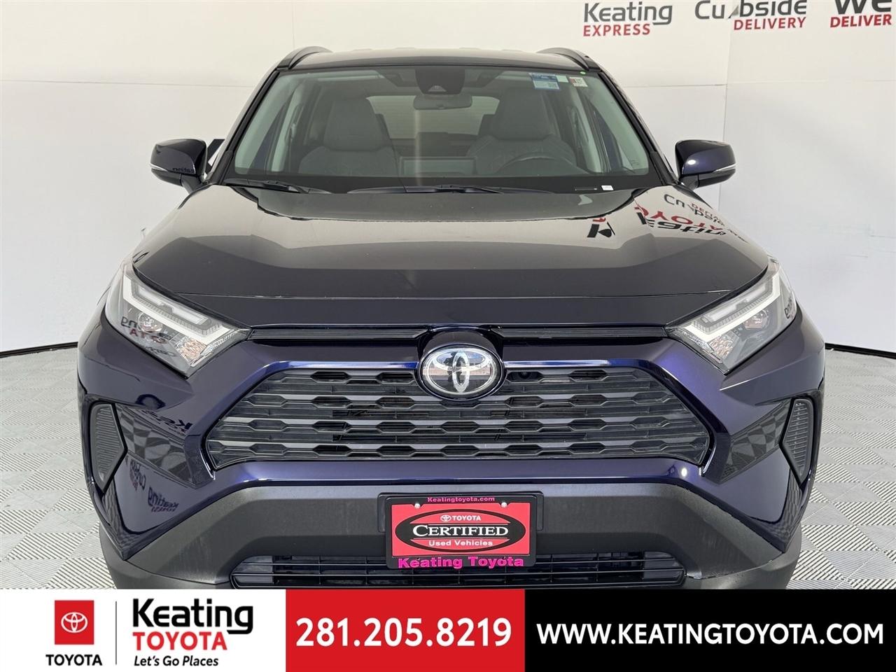 Toyota RAV4 Hybrid XLE 2025