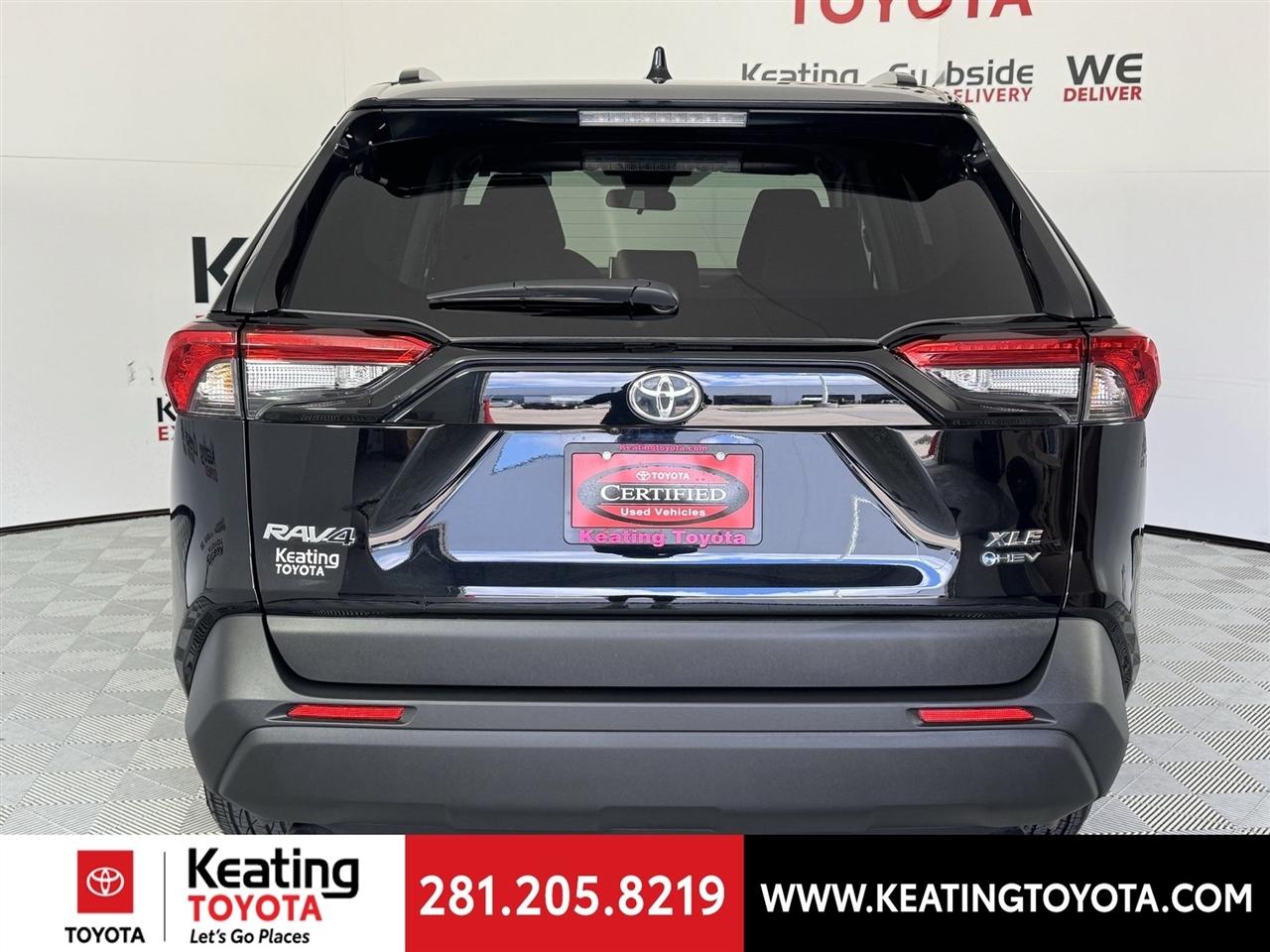 Toyota RAV4 Hybrid XLE 2025