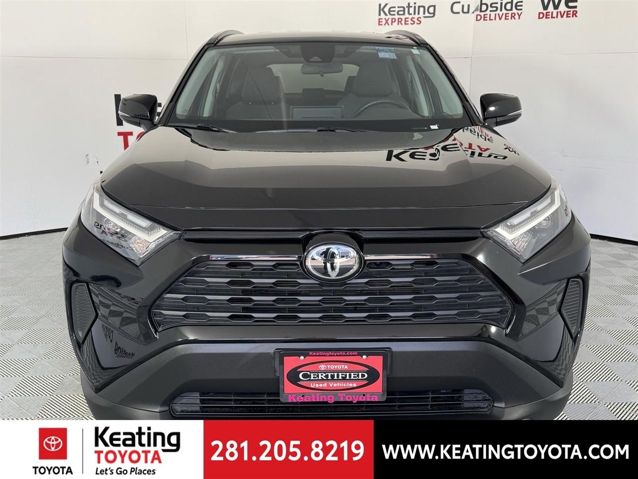 Toyota RAV4 Hybrid XLE 2025